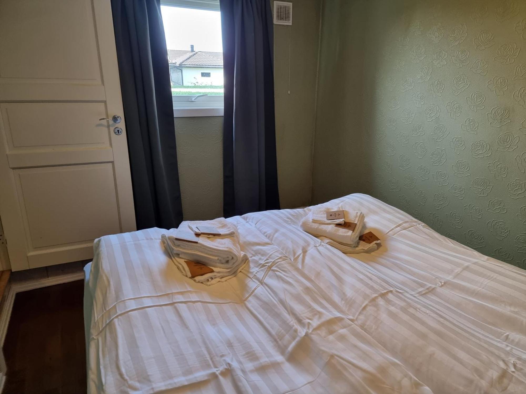 Kjellerleilighet Egen Inngang. Stange Luaran gambar
